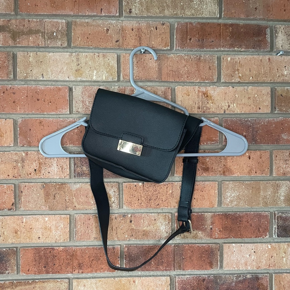 Black waistbag/fanny purse